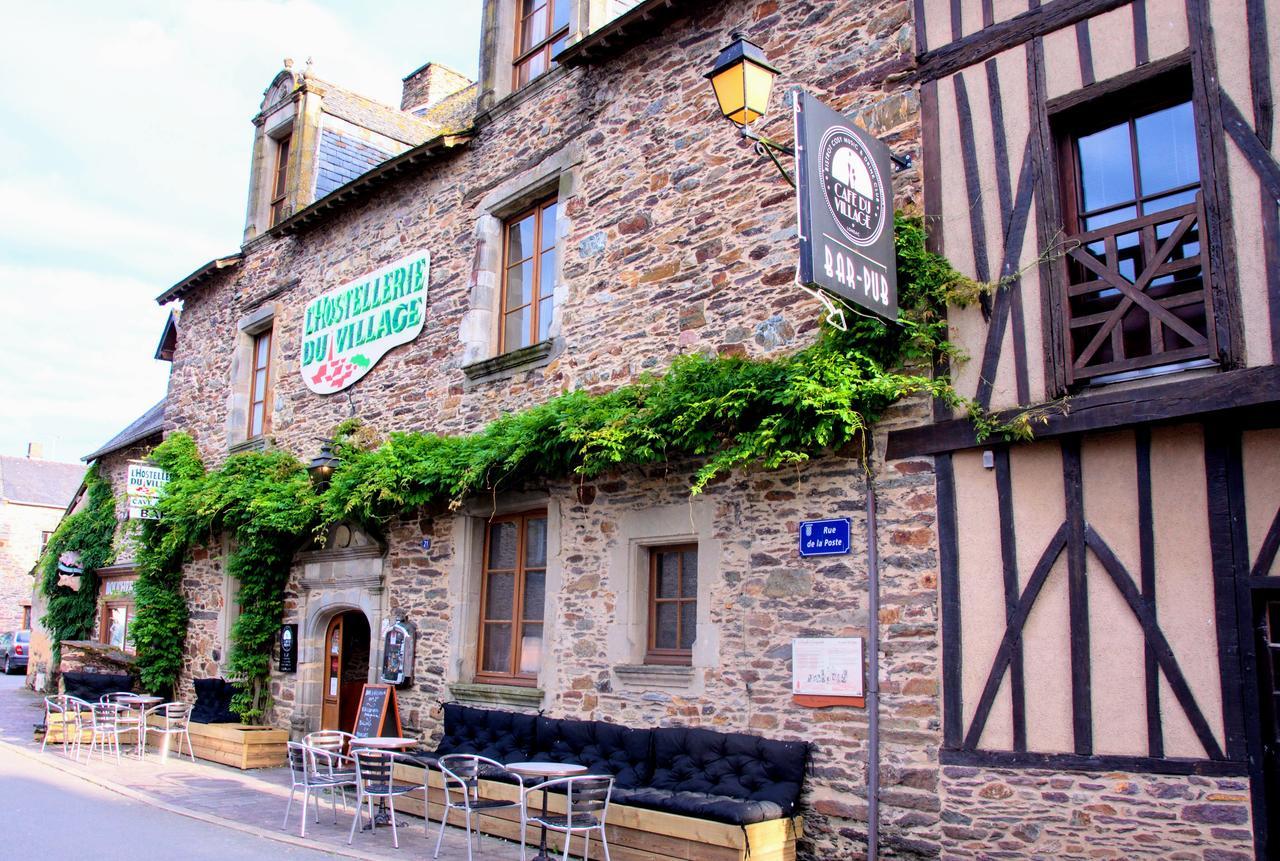 Le Cafe Du Village - Bar A Cocktails & A Ambiance Lohéac Exteriör bild